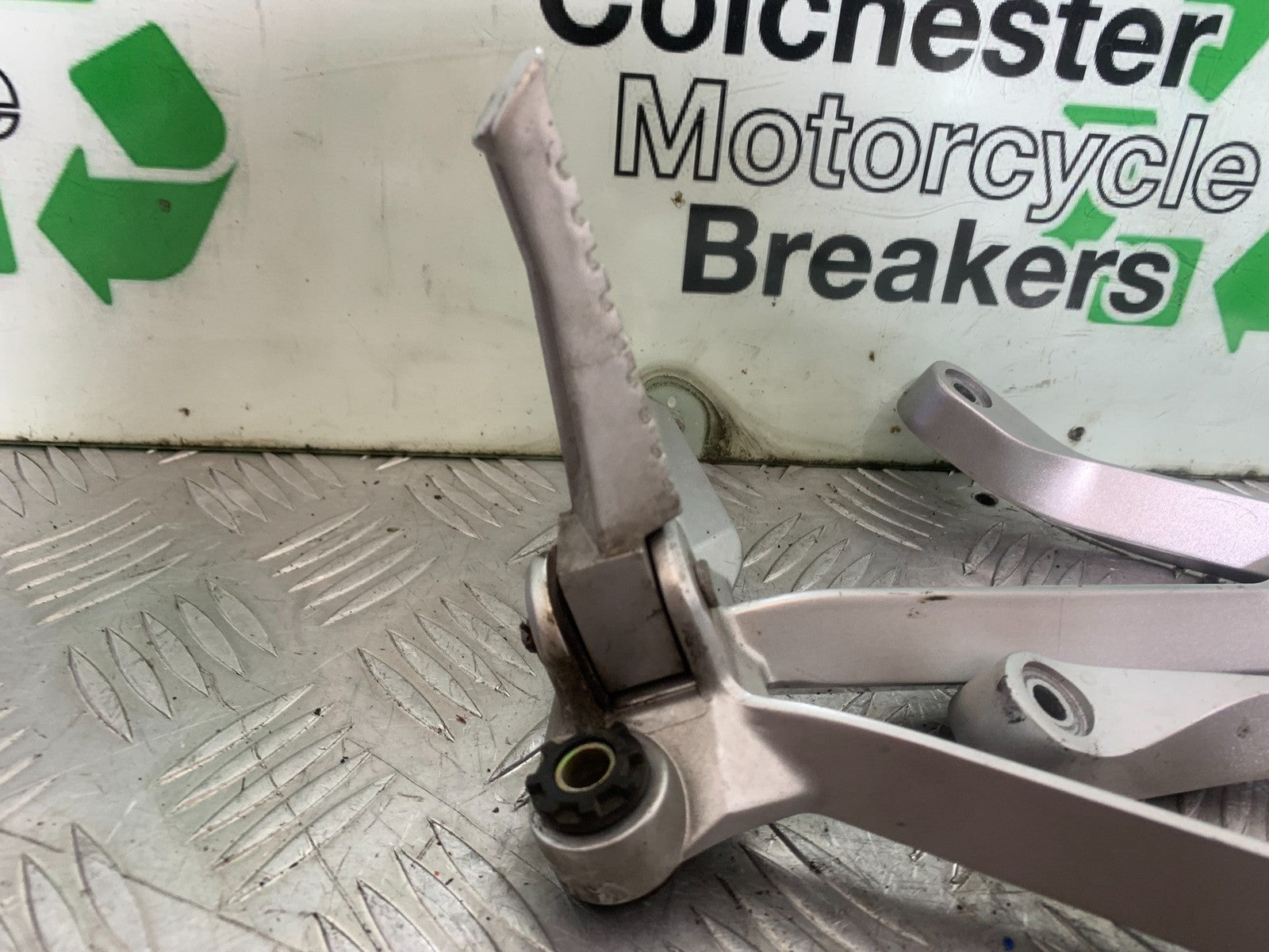 KYMCO CK1 125 REAR HANGERS AND PEGS YEAR 2014 - 2016 (CMB1181)