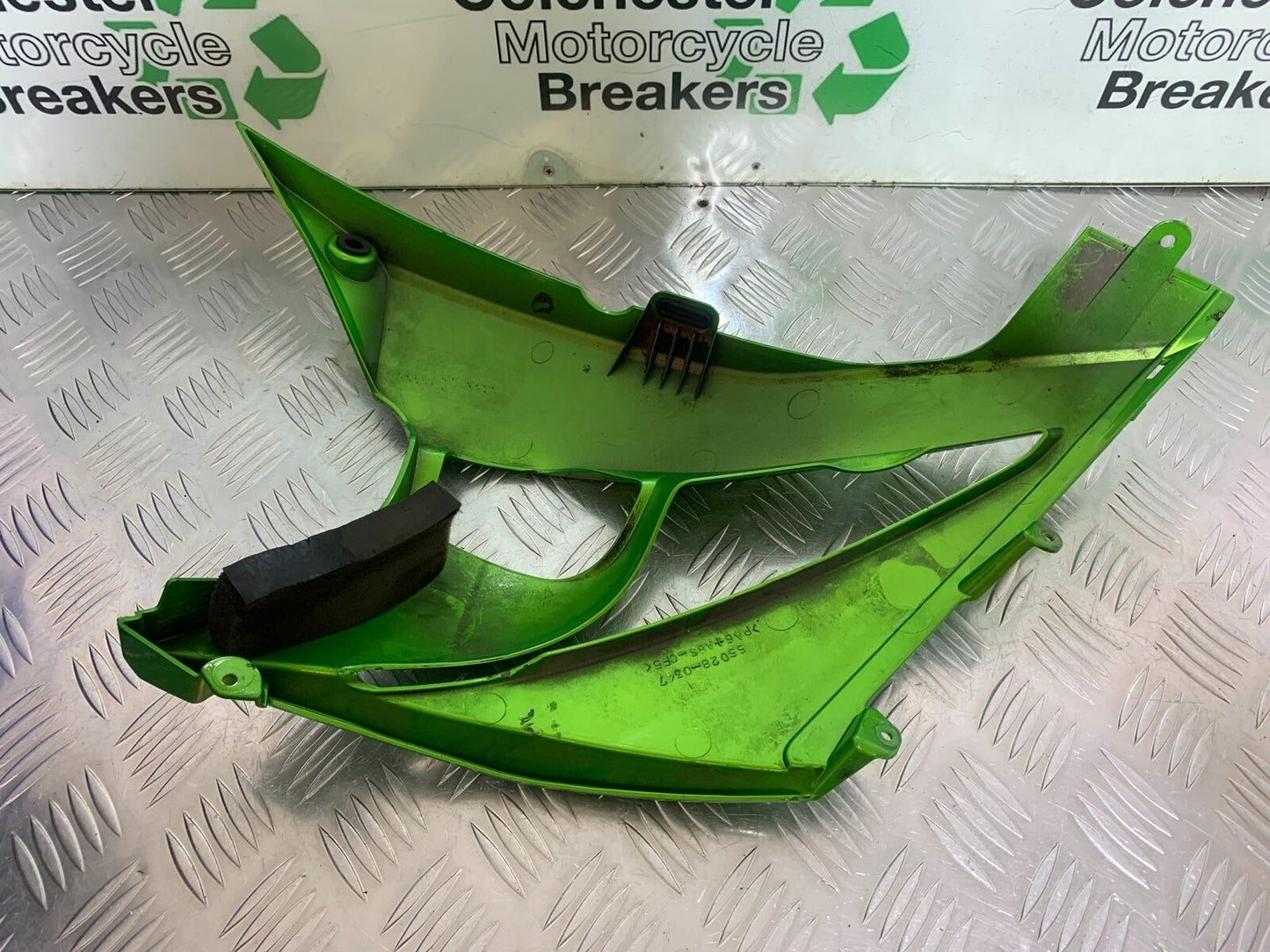 KAWASAKI Z1000 Z 1000 SX RIGHT BELLYPAN   YEAR 2011-13 (CMB1000)
