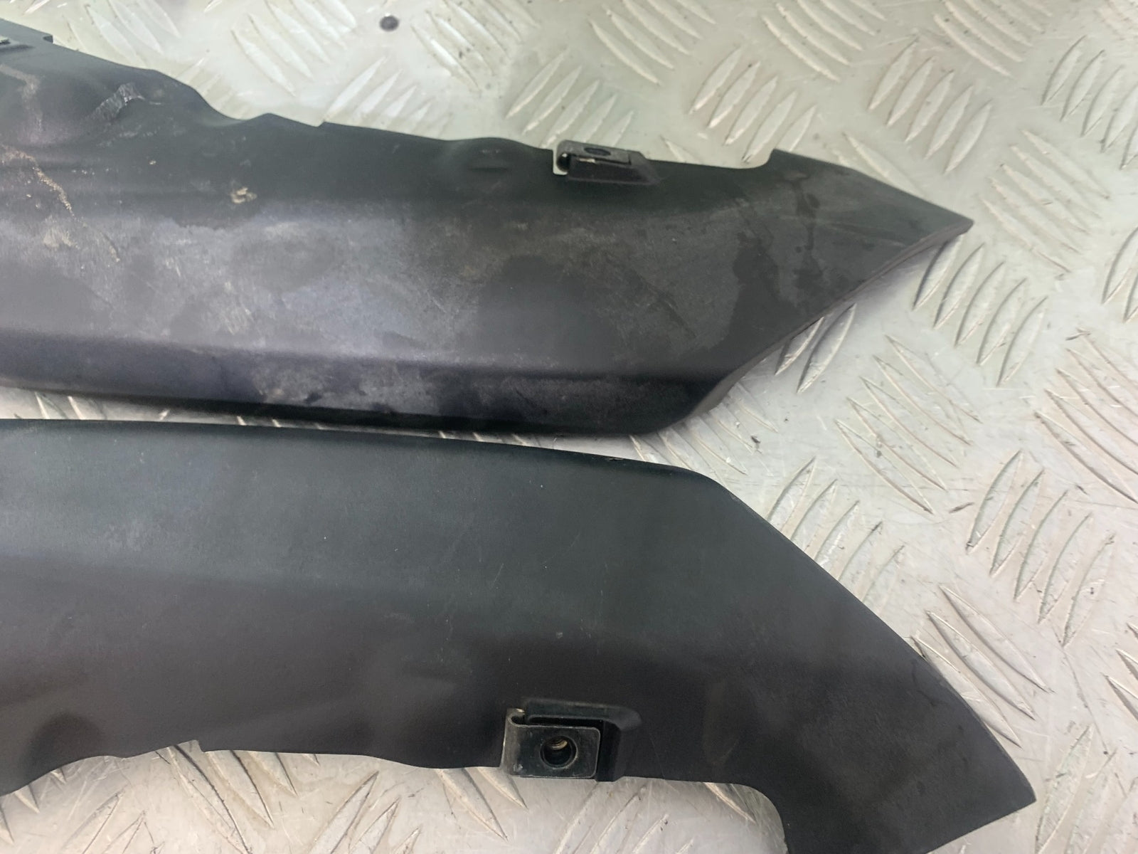 KAWASAKI ZX6R ZX6 R P7F P8F SILENCER COVERS YEAR 2007-08 (CMB1165)