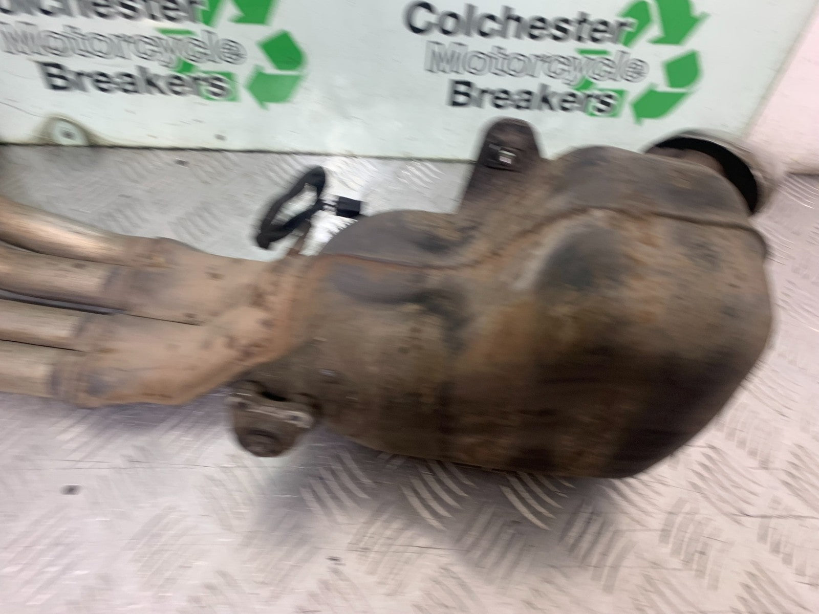YAMAHA XJ6 XJ6-S EXHAUST  YEAR 2009-2015  (CMB1212)