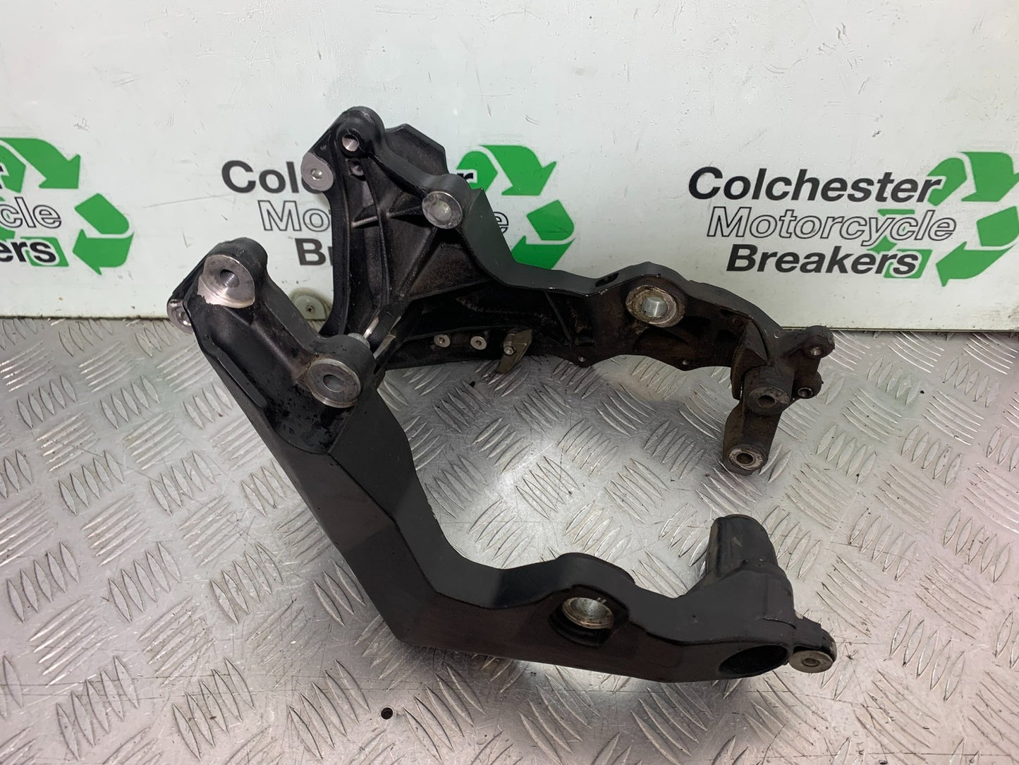 MV AGUSTA 800 F3 ENGINE MOUNT  YEAR 2017-2019 (CMB1227)