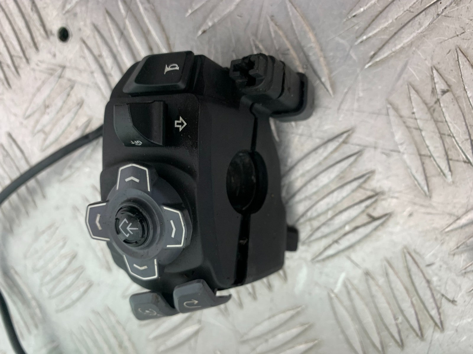 KTM 1290 SUPER DUKE R LEFT SWITCH GEAR  YEAR 2020-2024 (CMB1272)