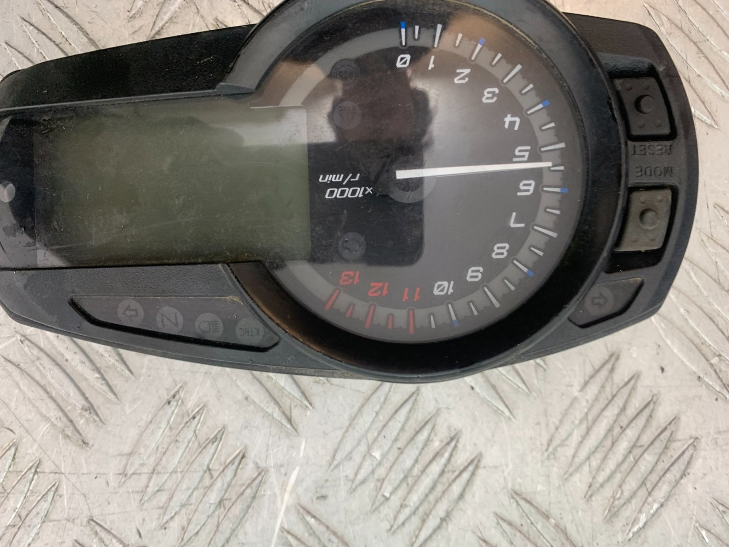 KAWASAKI Z1000 SX CLOCKS SPEEDO DASH YEAR 2014-16 (CMB1264)