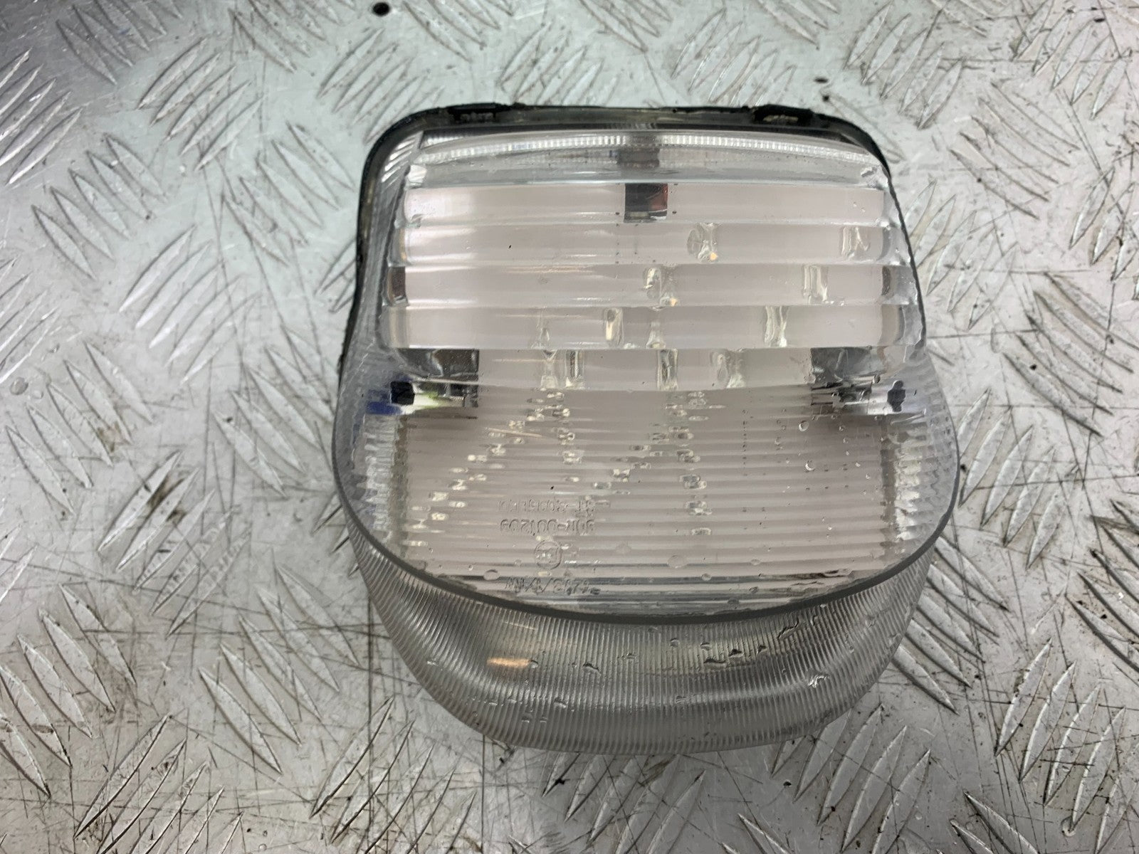HONDA CBR1100 BLACKBIRD REAR LIGHT  YEAR 1999-2005 (CMB1232)