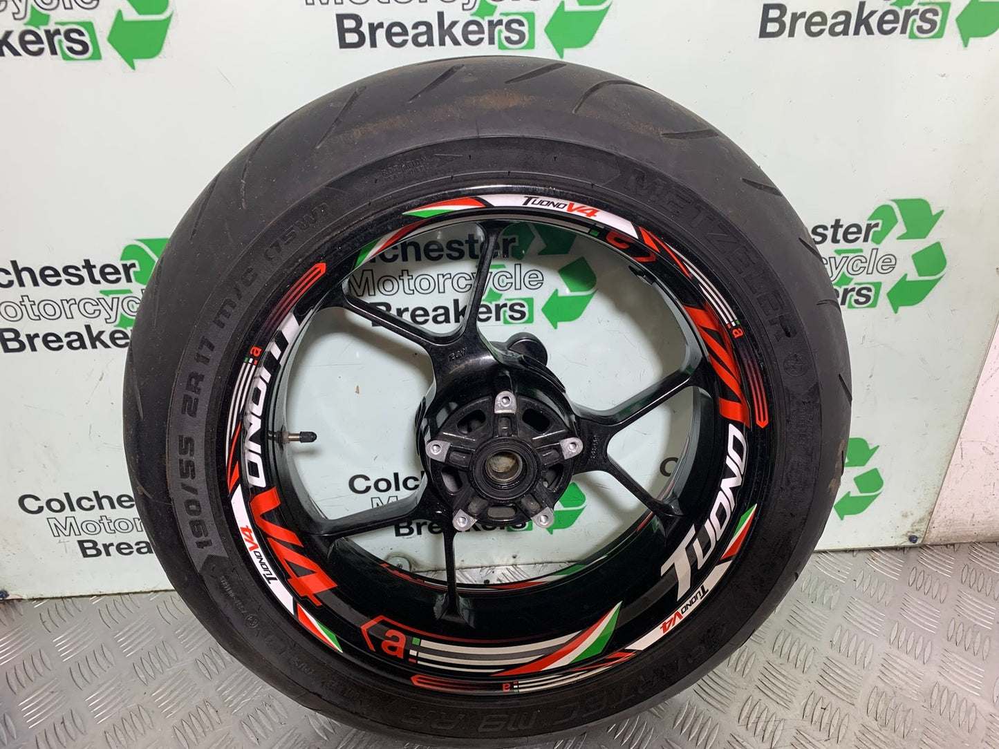 APRILIA TUONO 1000 V4R REAR WHEEL YEAR 2011-13  (CMB1316)