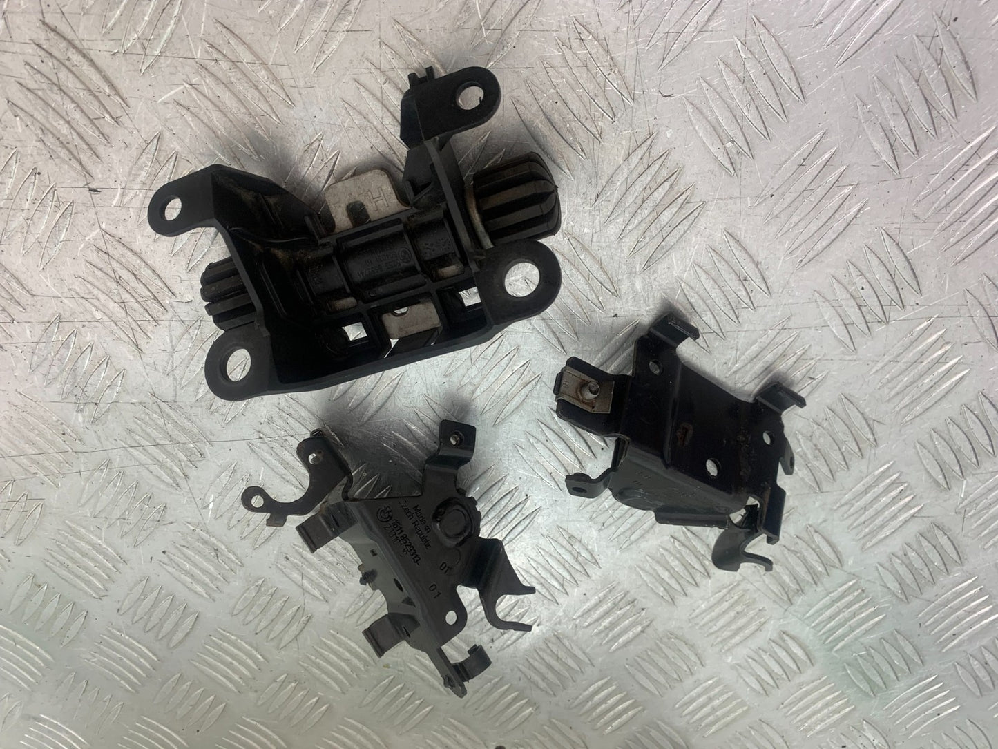 BMW R1200 R 1200 GS PETROL TANK BRACKETS  YEAR 2013-2016 (CMB1257)