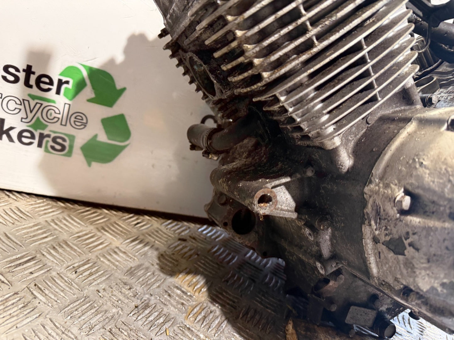 HONDA XL125 VARADERO ENGINE YEAR 2001-2006  (CMB1210)
