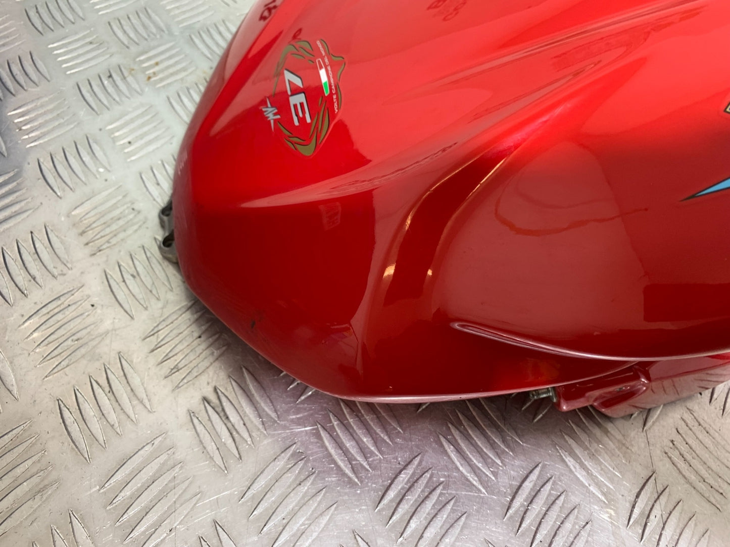 MV AGUSTA 800 F3 PETROL TANK   YEAR 2013-2016 (CMB1152)