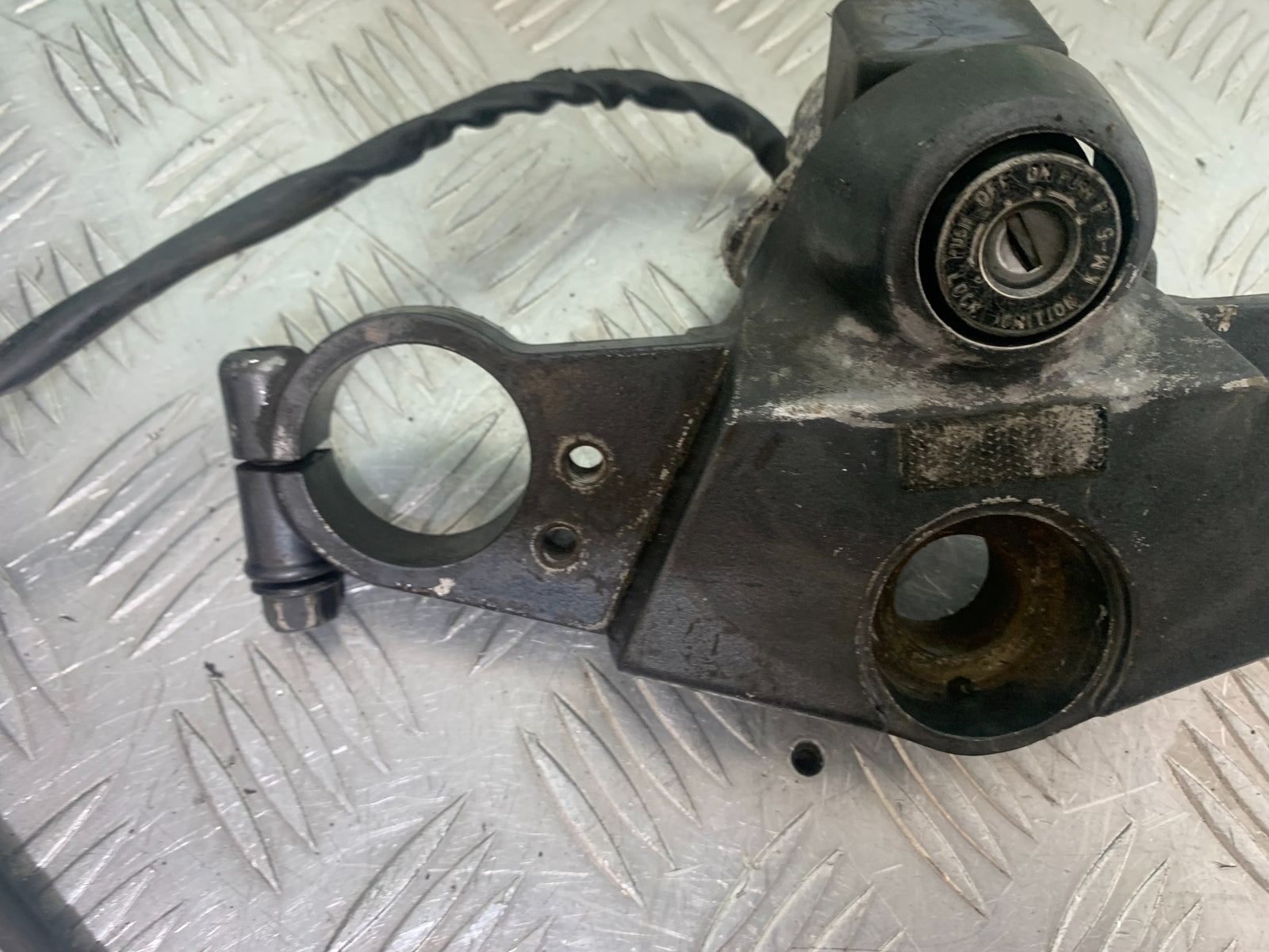KAWASAKI ZZR1100 D TOP YOKE  YEAR 1993-2001 (CMB1164)