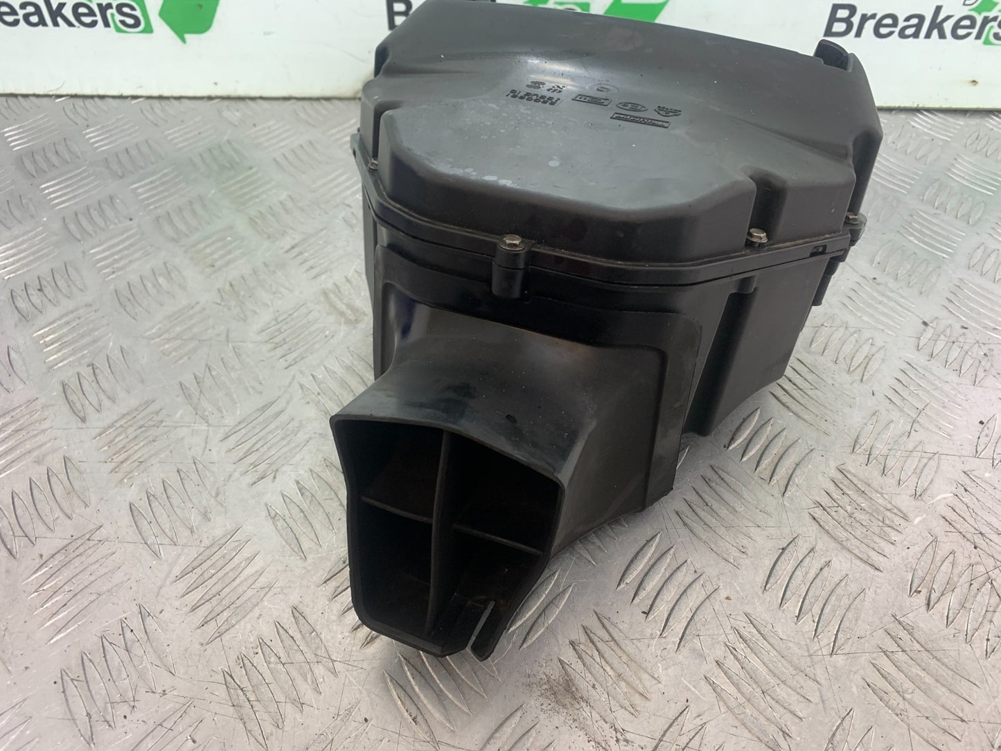 TRIUMPH 675 STREET TRIPLE AIRBOX   2013-2016 (CMB1186)
