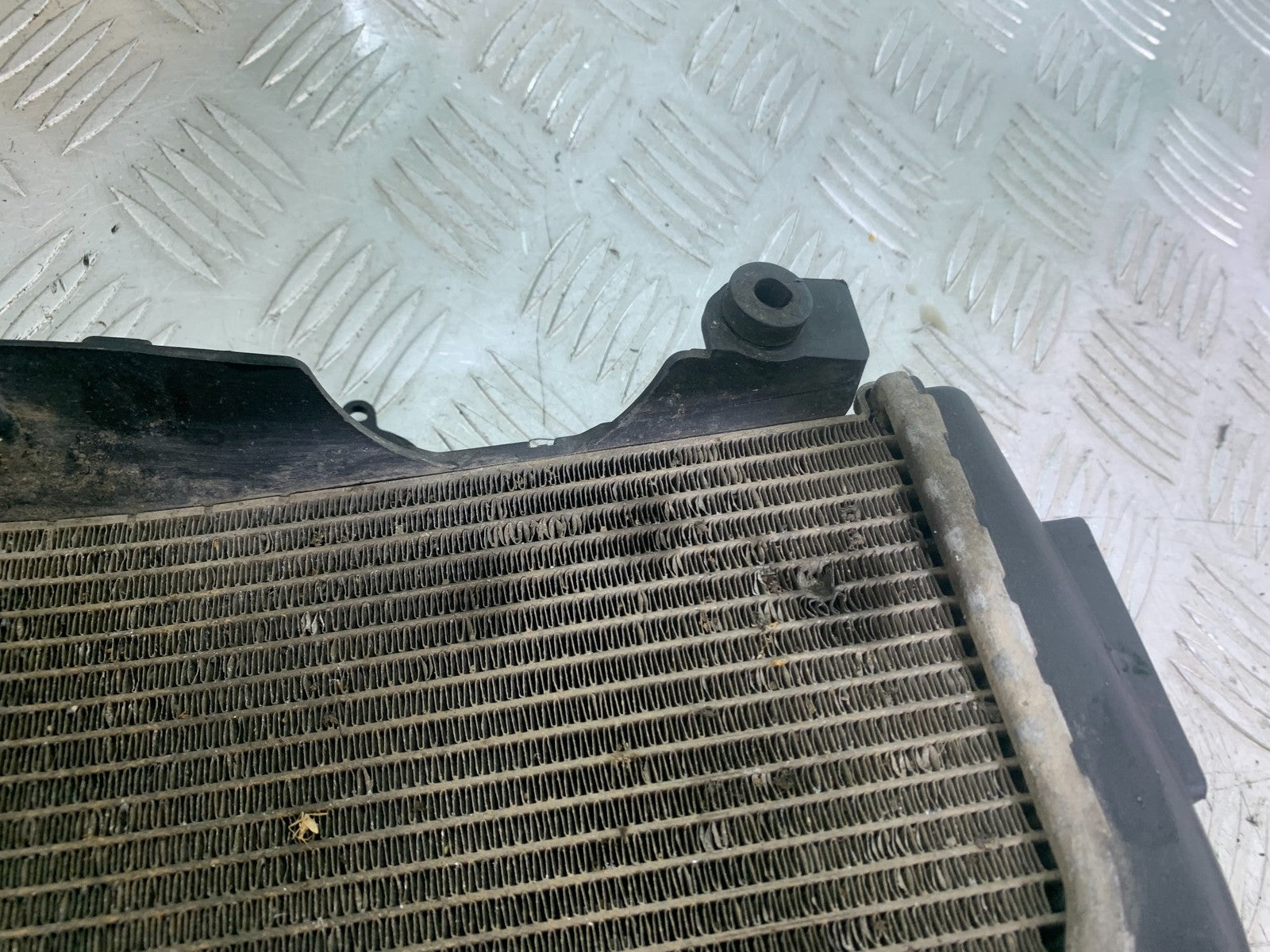 BMW S1000 RR RADIATOR  YEAR 2015-2018 (CMB1246)