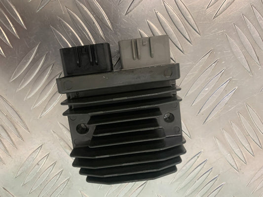HONDA CBR650 R CBR 650R REGULATOR  YEAR 2019-2020 (STOCK 952)