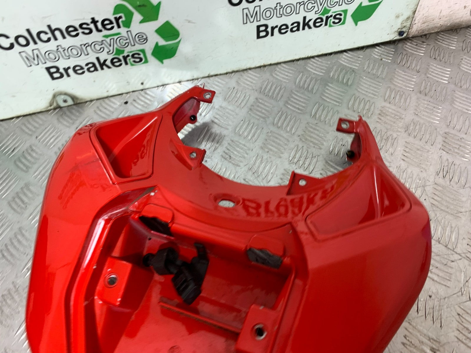 DUCATI 848 TAIL PIECE SEAT UNIT  YEAR 2008-2010 (CMB1323)