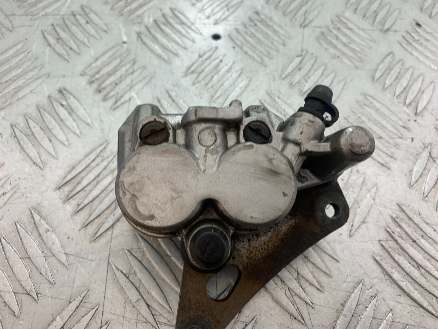 HONDA XL125 VARADERO FRONT BRAKE CALIPER  YEAR 2001-2006  (CMB1210)