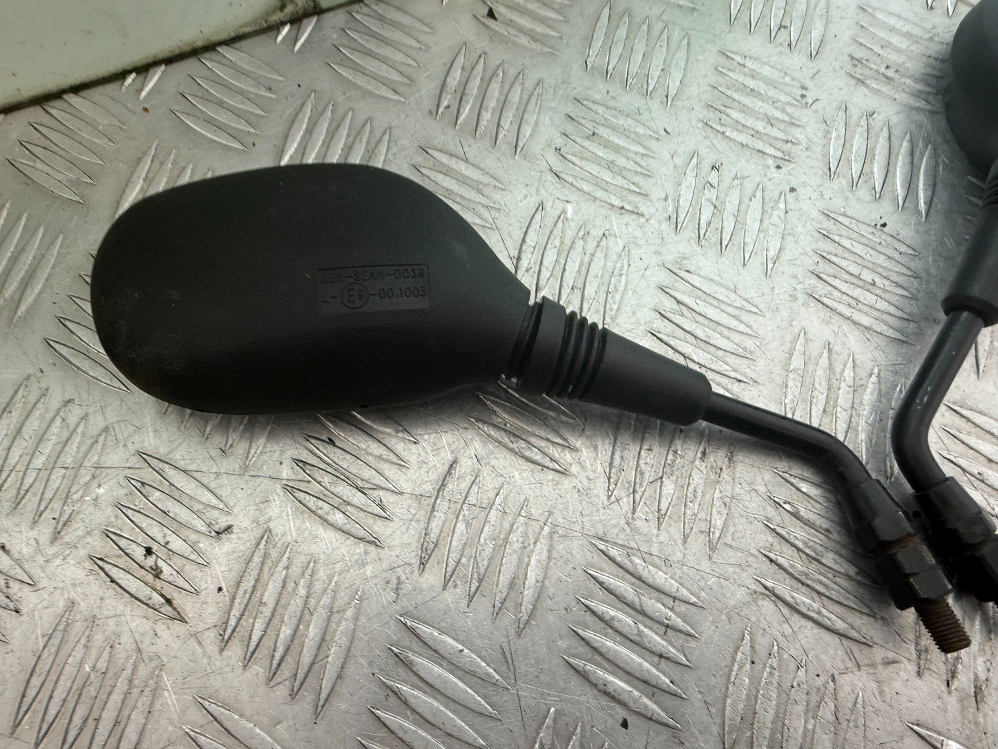 YAMAHA XT660 OEM REAR VIEW MIRROR SET PAIR MIRRORS YEAR 2004-2016 CMB1318
