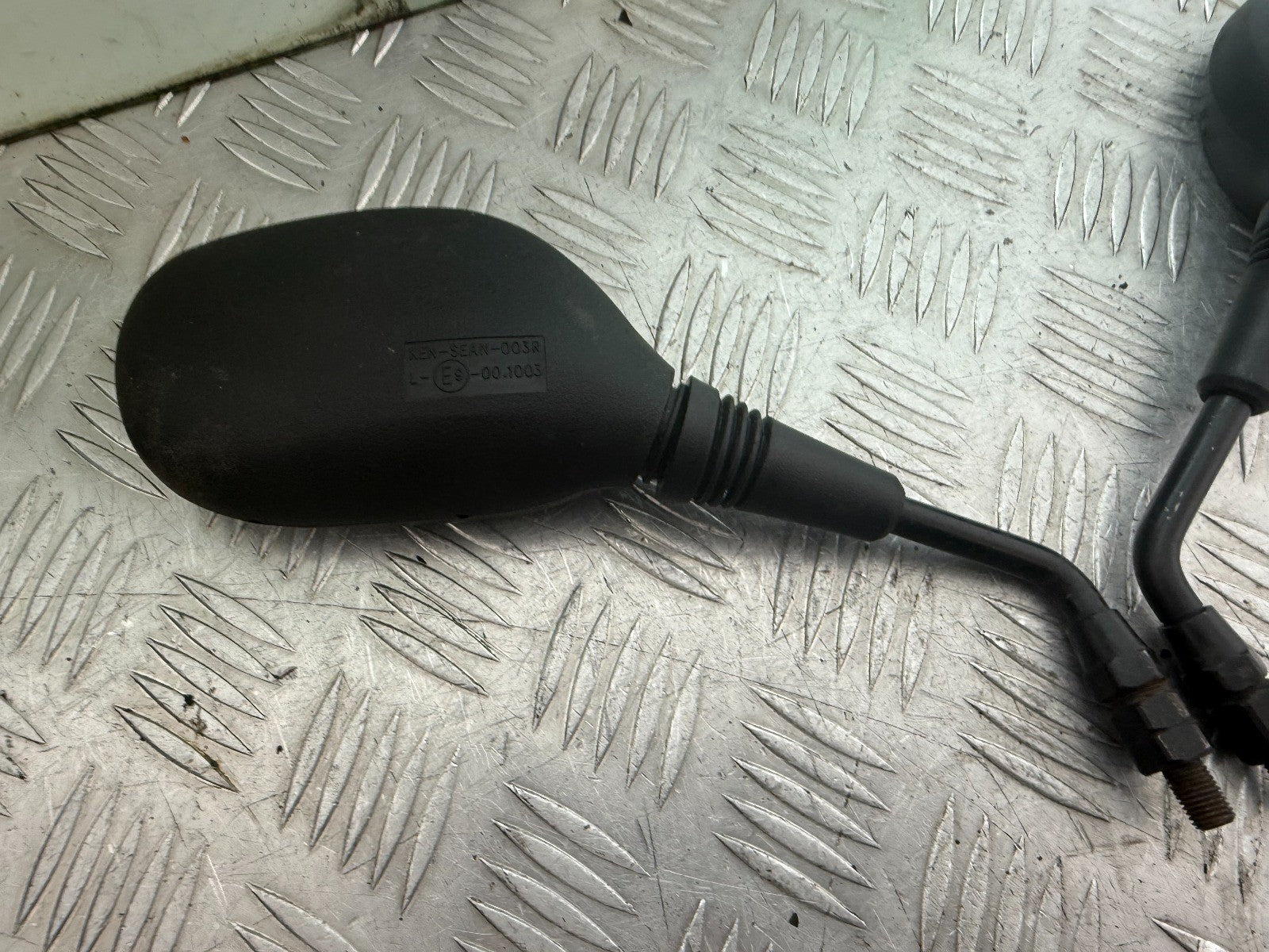 YAMAHA XT660 OEM REAR VIEW MIRROR SET PAIR MIRRORS YEAR 2004-2016 CMB1318