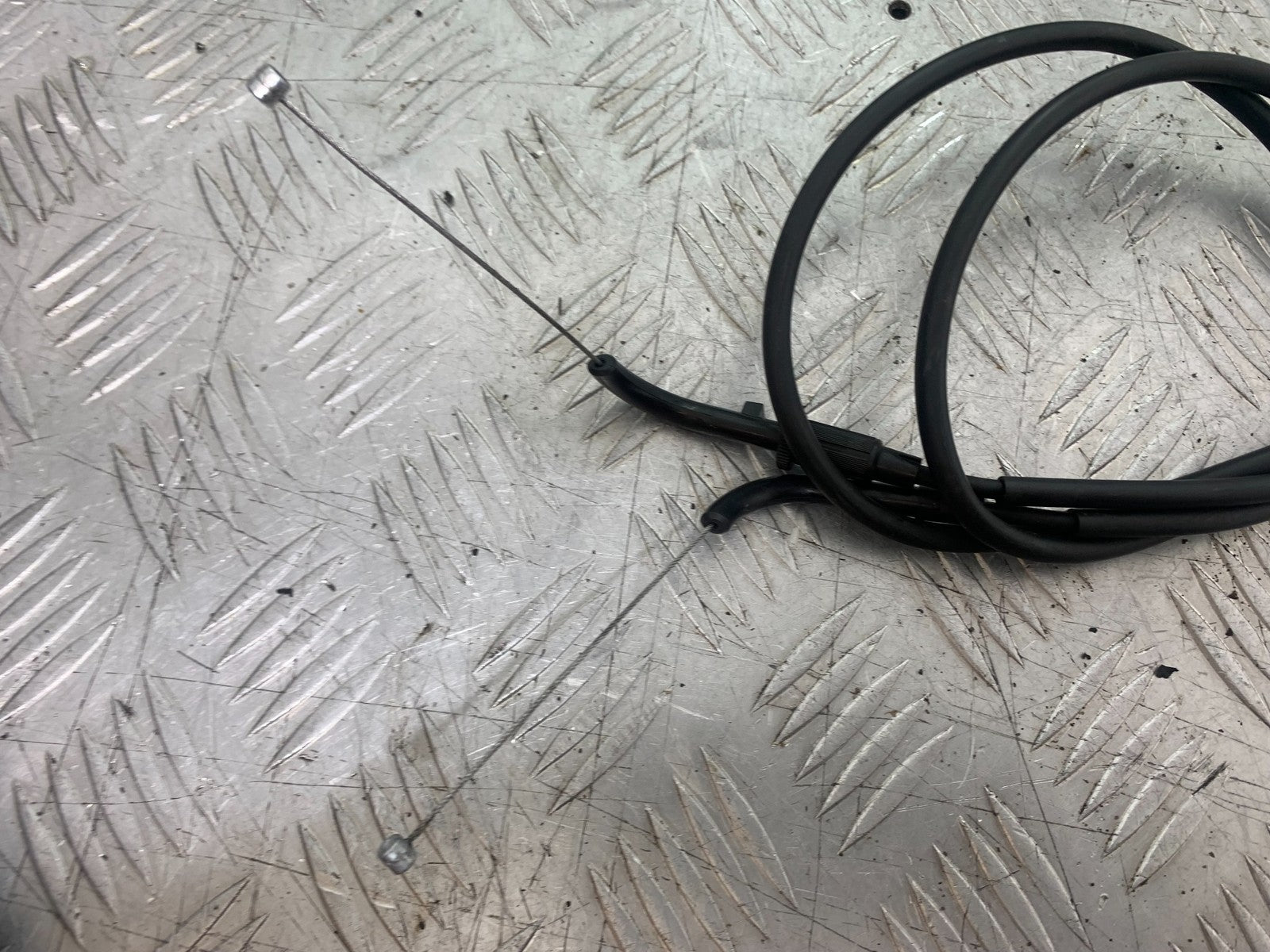 KAWASAKI ZX9R ZX9 C THROTTLE CABLES  YEAR 1998-99 (CMB1213)