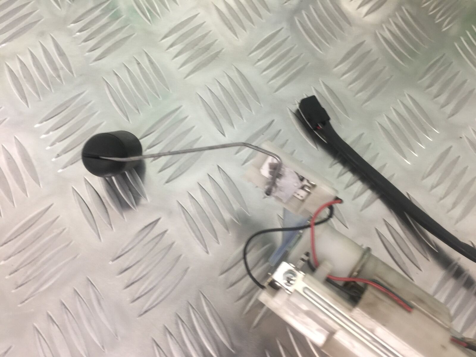 KAWASAKI Z1000 SX PETROL PUMP  YEAR 2011-13 (STOCK 911)