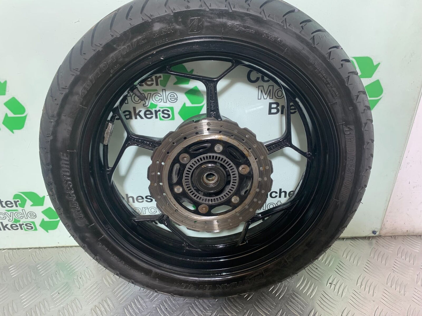 KAWASAKI Z300 ER300 REAR WHEEL (WITH GOOD TYRE)   YEAR 2016-2018  (CMB1056)