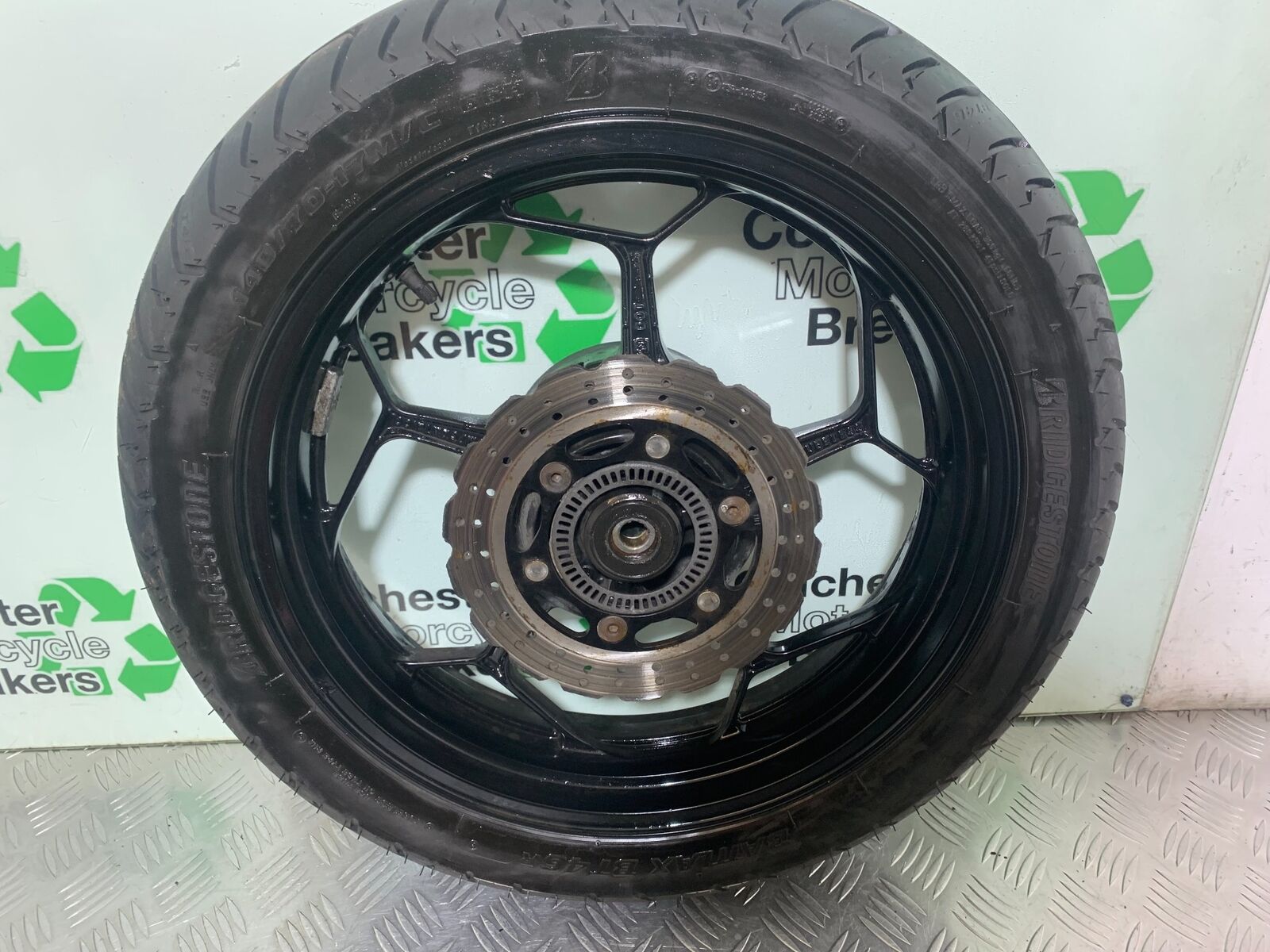 KAWASAKI Z300 ER300 REAR WHEEL (WITH GOOD TYRE)   YEAR 2016-2018  (CMB1056)