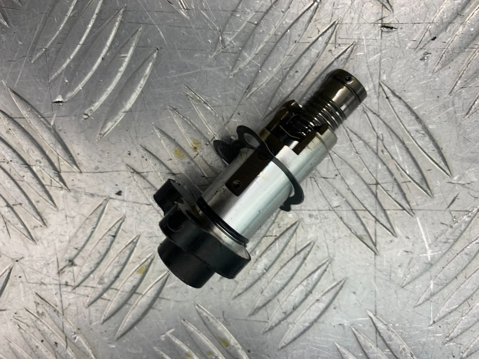 TRIUMPH 675 STREET TRIPLE RX CAM CHAIN ADJUSTER   2015- 2017 (CMB1299)