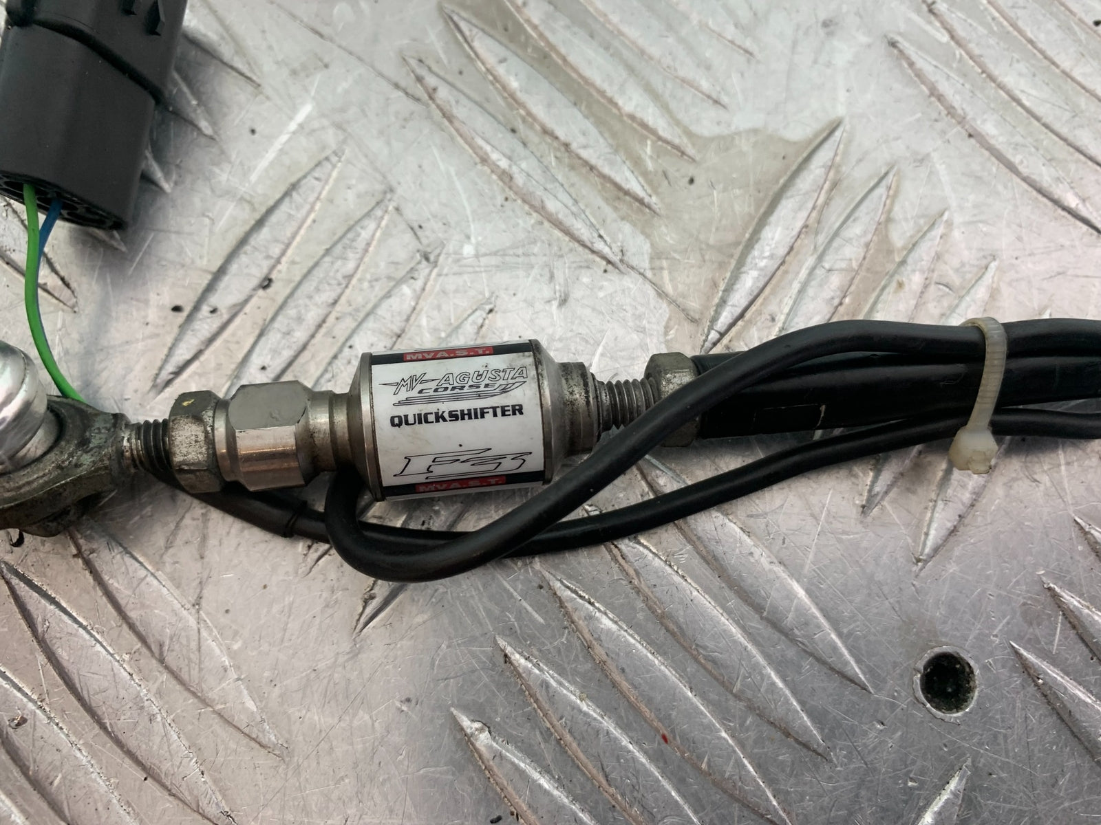 MV AGUSTA 800 F3 QUICK SHIFTER   YEAR 2013-2016 (CMB1152)