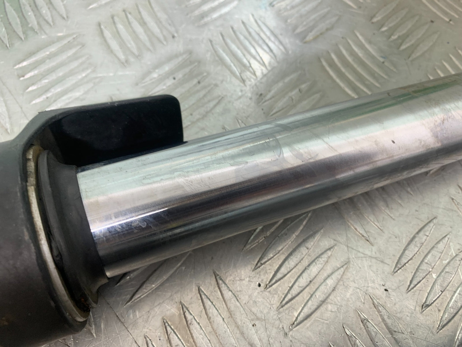 SUZUKI GSF600 GSF 600 BANDIT FORKS YEAR 2001-2003 (CMB1157)