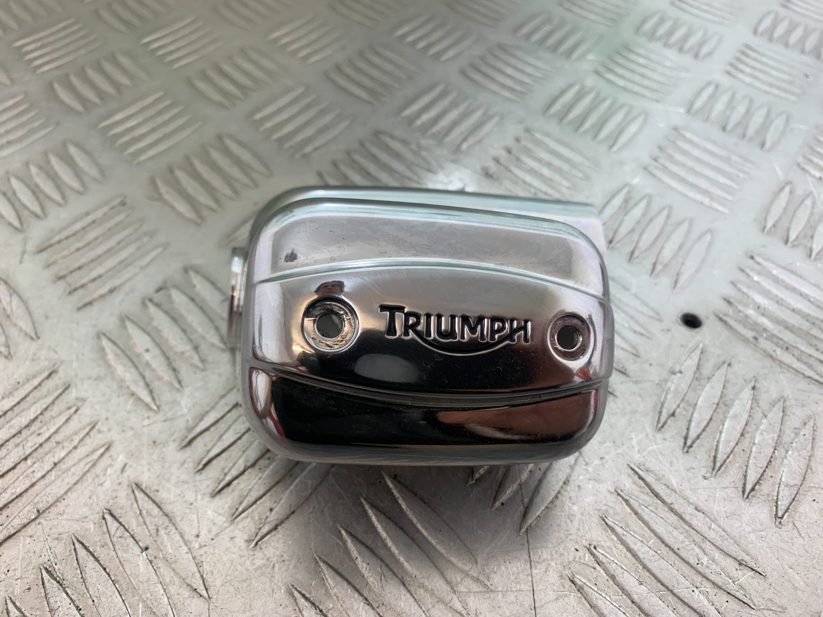 TRIUMPH THUNDERBIRD 1600 CHROME BRAKE MASTER CYLINDER COVER  2011 (CMB1107)