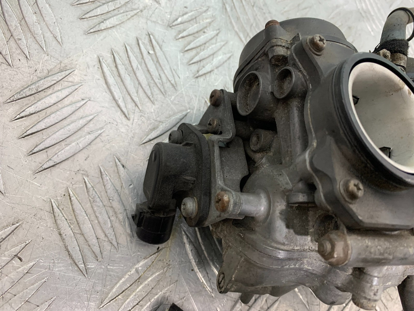 HONDA CB600 CB 600 HORNET CARBS  YEAR 1998-2002 (CMB1297)