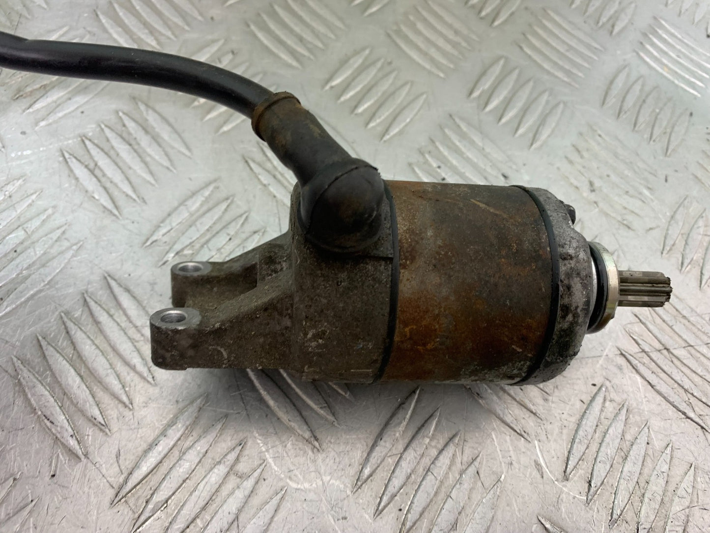 HONDA XL125 VARADERO STARTER MOTOR  YEAR 2001-2006  (CMB1304)
