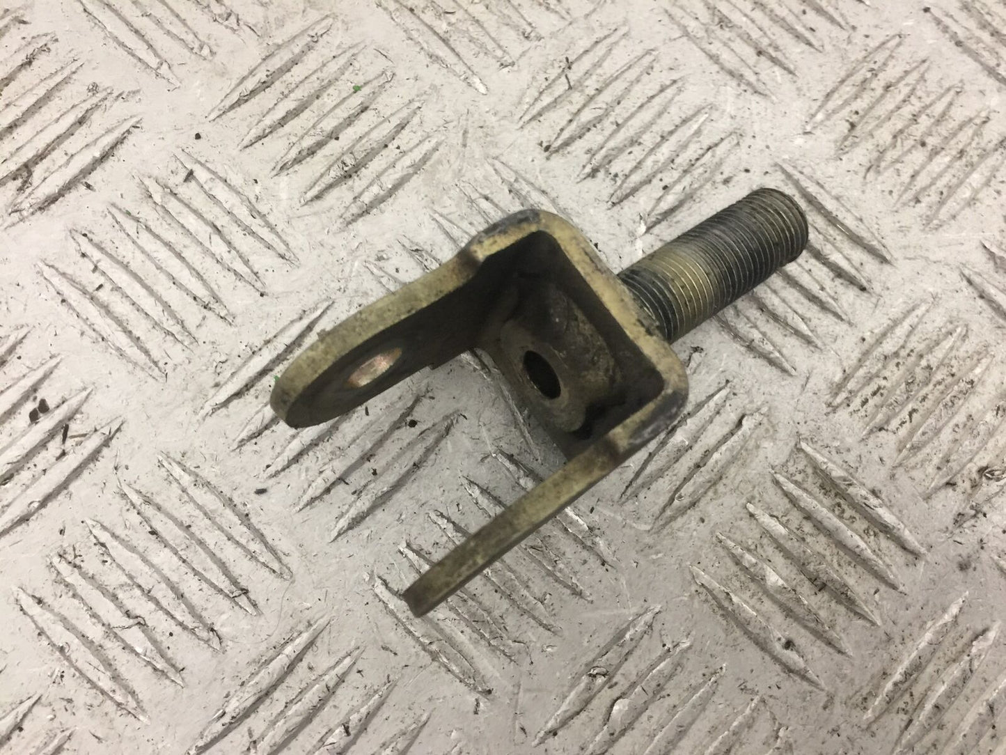 KAWASAKI ZX9R ZX9 E1 SHOCK MOUNT YEAR 2000 (STOCK 816)