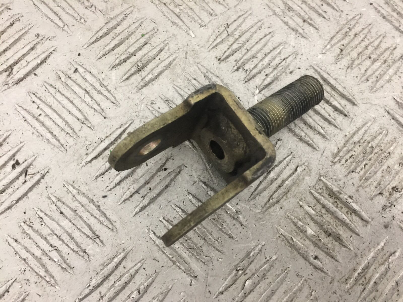 KAWASAKI ZX9R ZX9 E1 SHOCK MOUNT YEAR 2000 (STOCK 816)