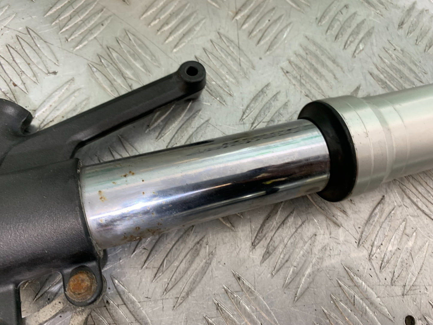 KAWASAKI GTR1400 GTR 1400 FORKS   YEAR 2007-2009 (CMB1306)