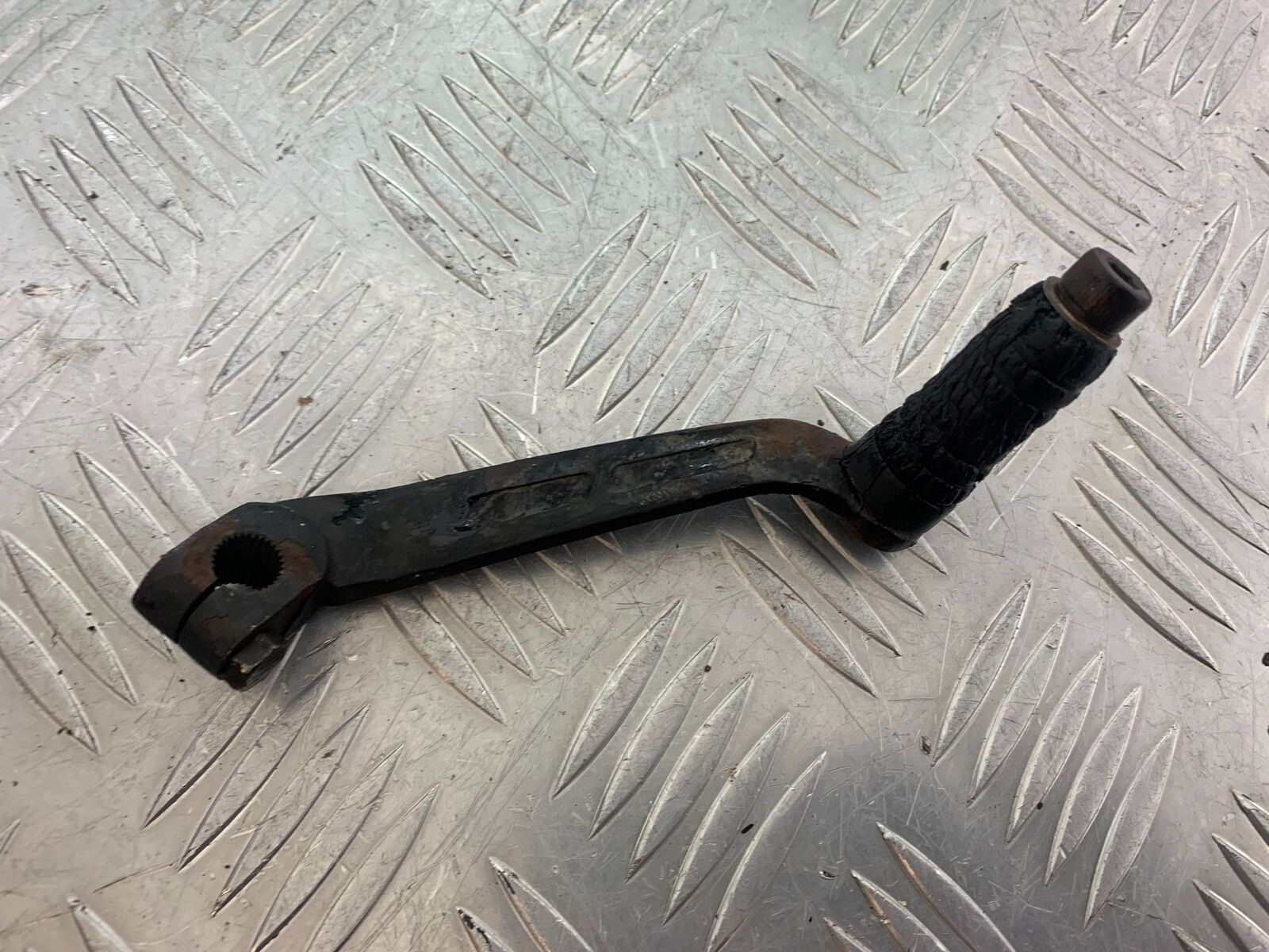 SINNIS TERRAIN 125 GEAR LEVER  YEAR 2018 (CMB1123)