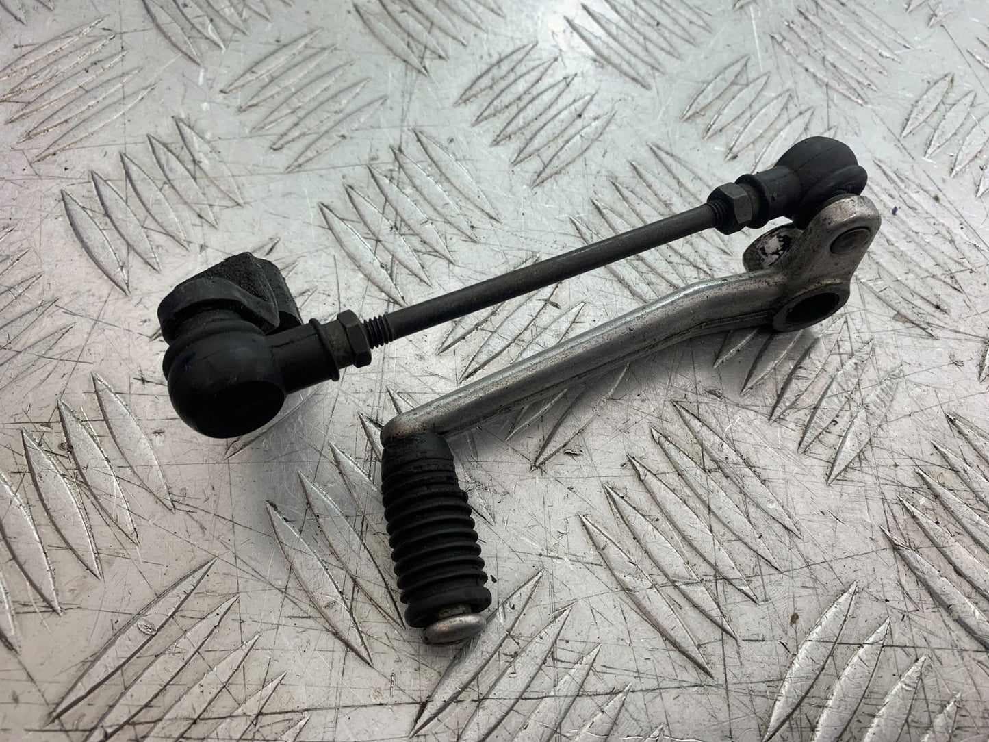 KAWASAKI ZZR1100 D GEAR LEVER  YEAR 1993-2001 (CMB1289)