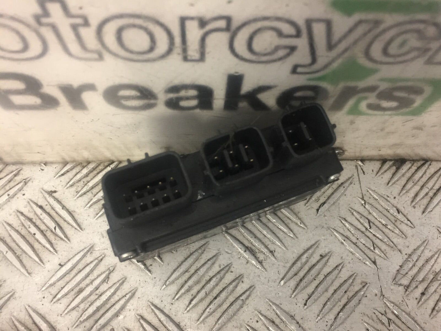 KAWASAKI NINJA 400 MAIN RELAY  YEAR 2019  (STOCK 635)