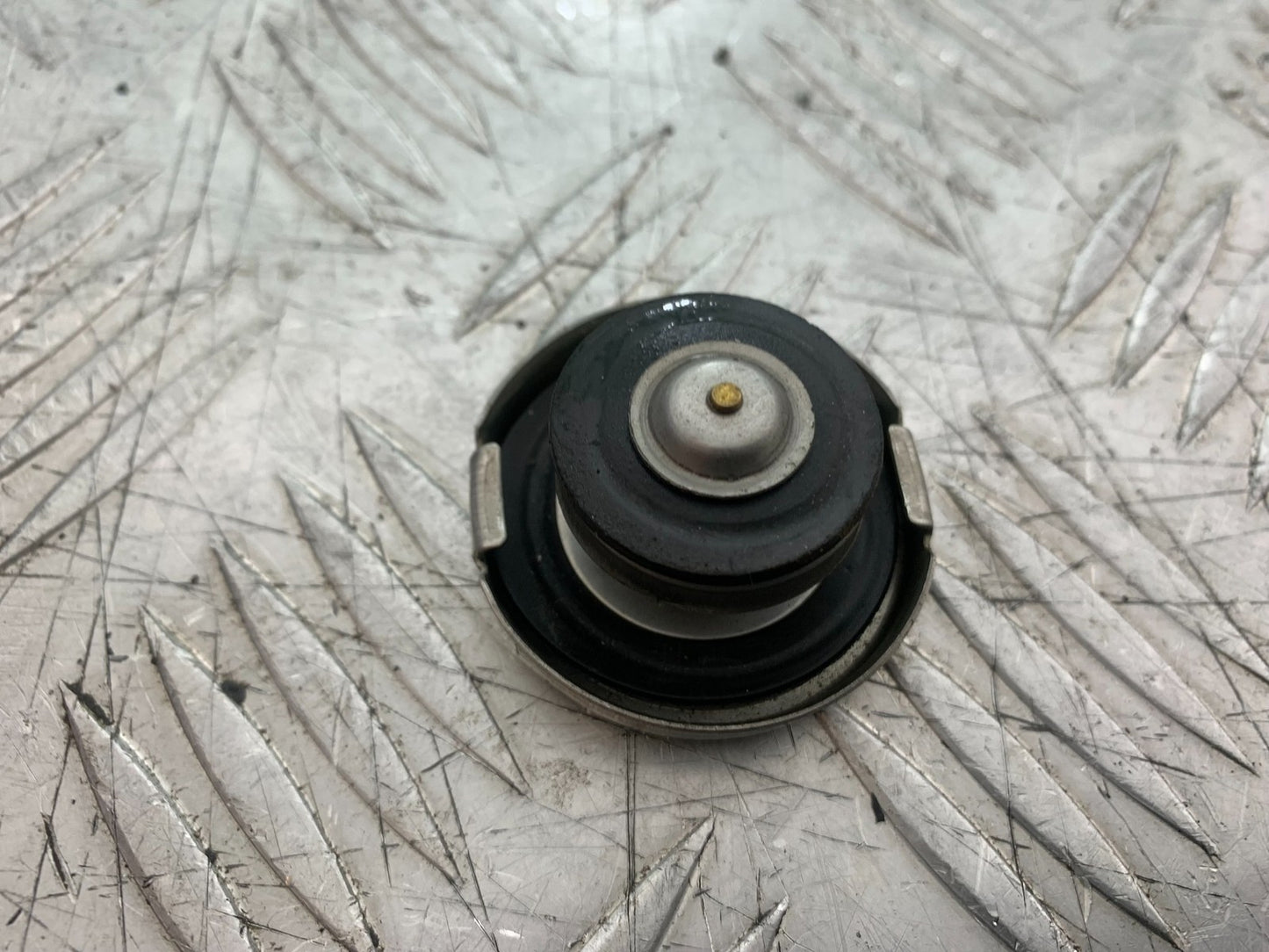 BSA 650 GOLD STAR RADIATOR CAP   YEAR 2022-2025 (CMB1262)