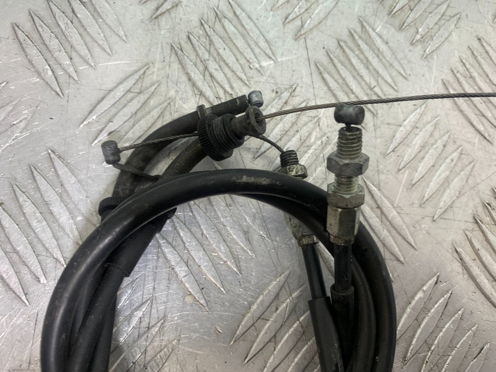 SUZUKI GSXR600 GSXR 600 K1 K2 K3 THROTTLE CABLES 1999-03 (CMB1284)