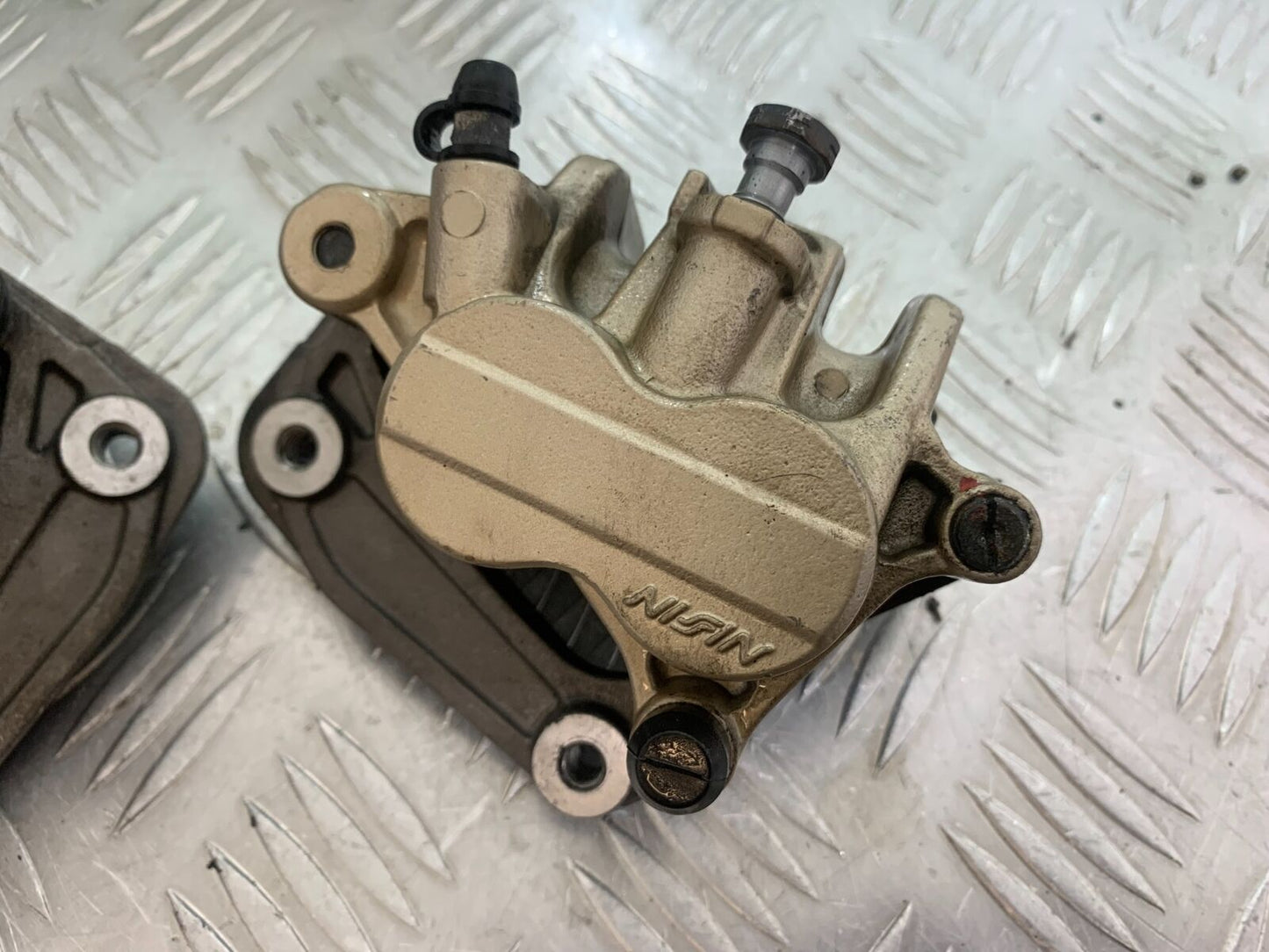 TRIUMPH TIGER 800 FRONT BRAKE CALIPERS   YEAR 2011-2014 (CMB1113)