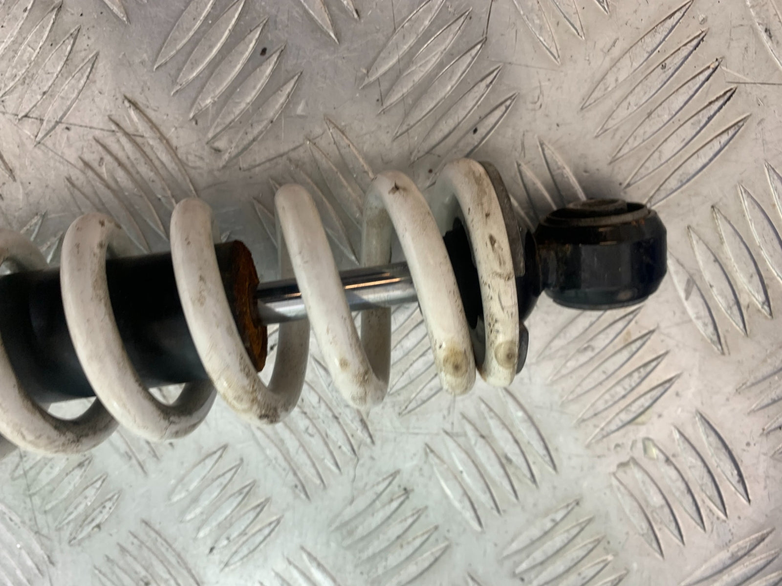 KAWASAKI Z125 Z 125 REAR SHOCK  YEAR  2018-2023 (CMB1167)