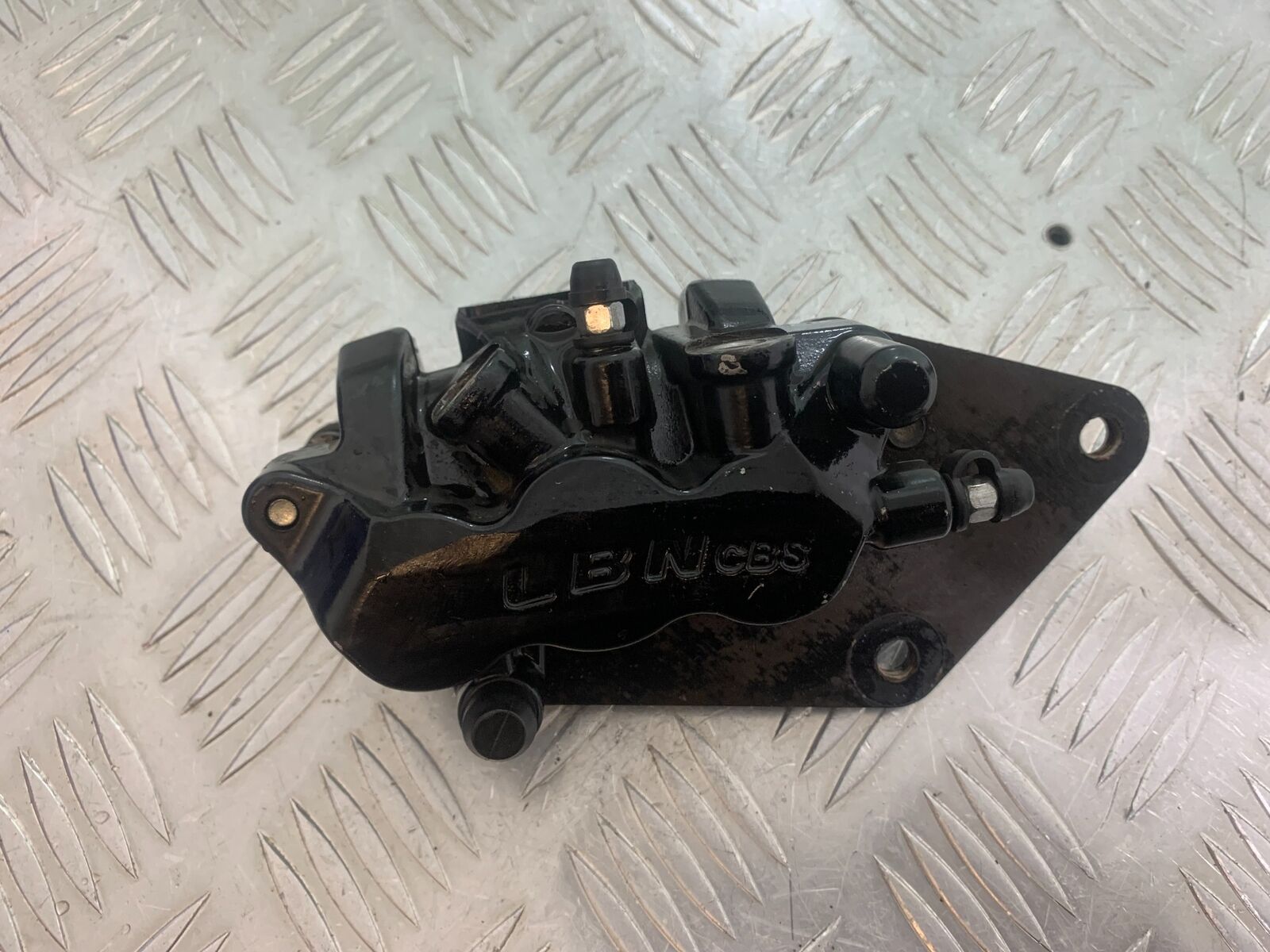 BLUROC LEGEND 125 FRONT BRAKE CALIPER  YEAR 2022  (CMB1041)