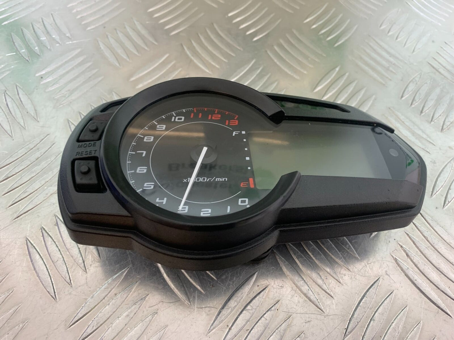 KAWASAKI Z1000 Z 1000 SX CLOCKS SPEEDO DASH  YEAR 2011-13 (CMB1000)