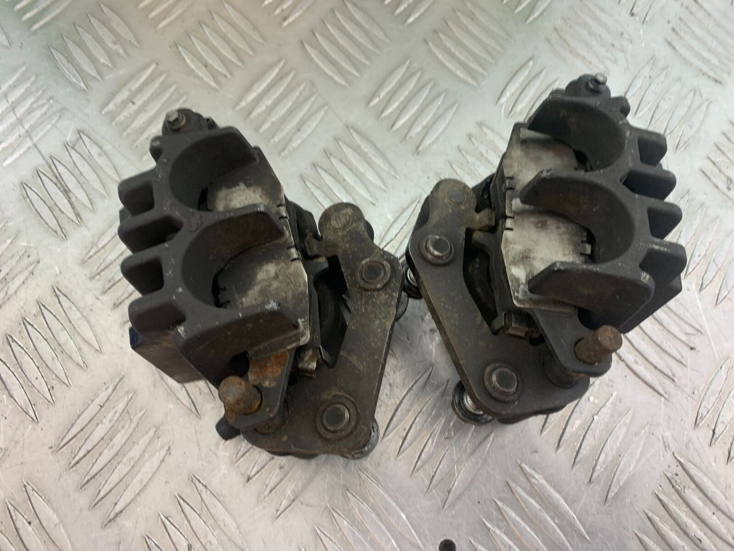 SUZUKI DL 650 V-STROM FRONT BRAKE CALIPERS  YEAR 2020 (CMB1117)