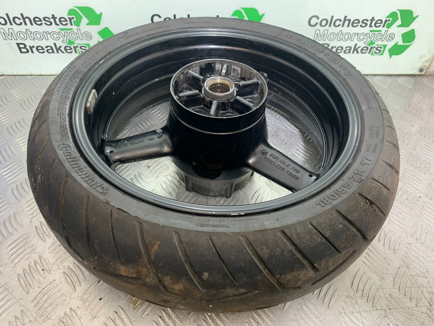 YAMAHA FZS1000 FAZER REAR WHEEL   YEAR 2001-05 (CMB1275)