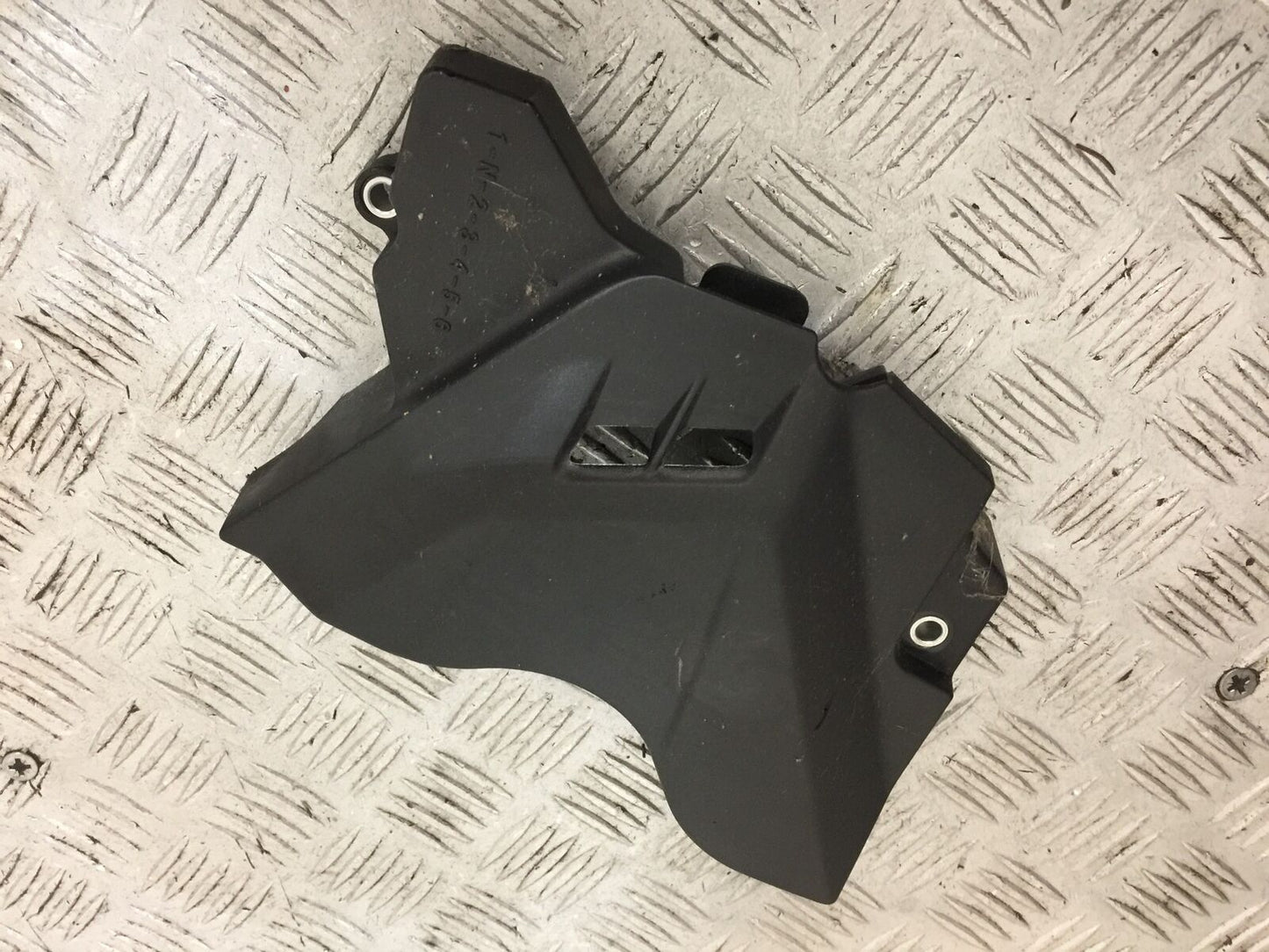 YAMAHA MT03 SPROCKET COVER  YEAR 2018  (STOCK 801)