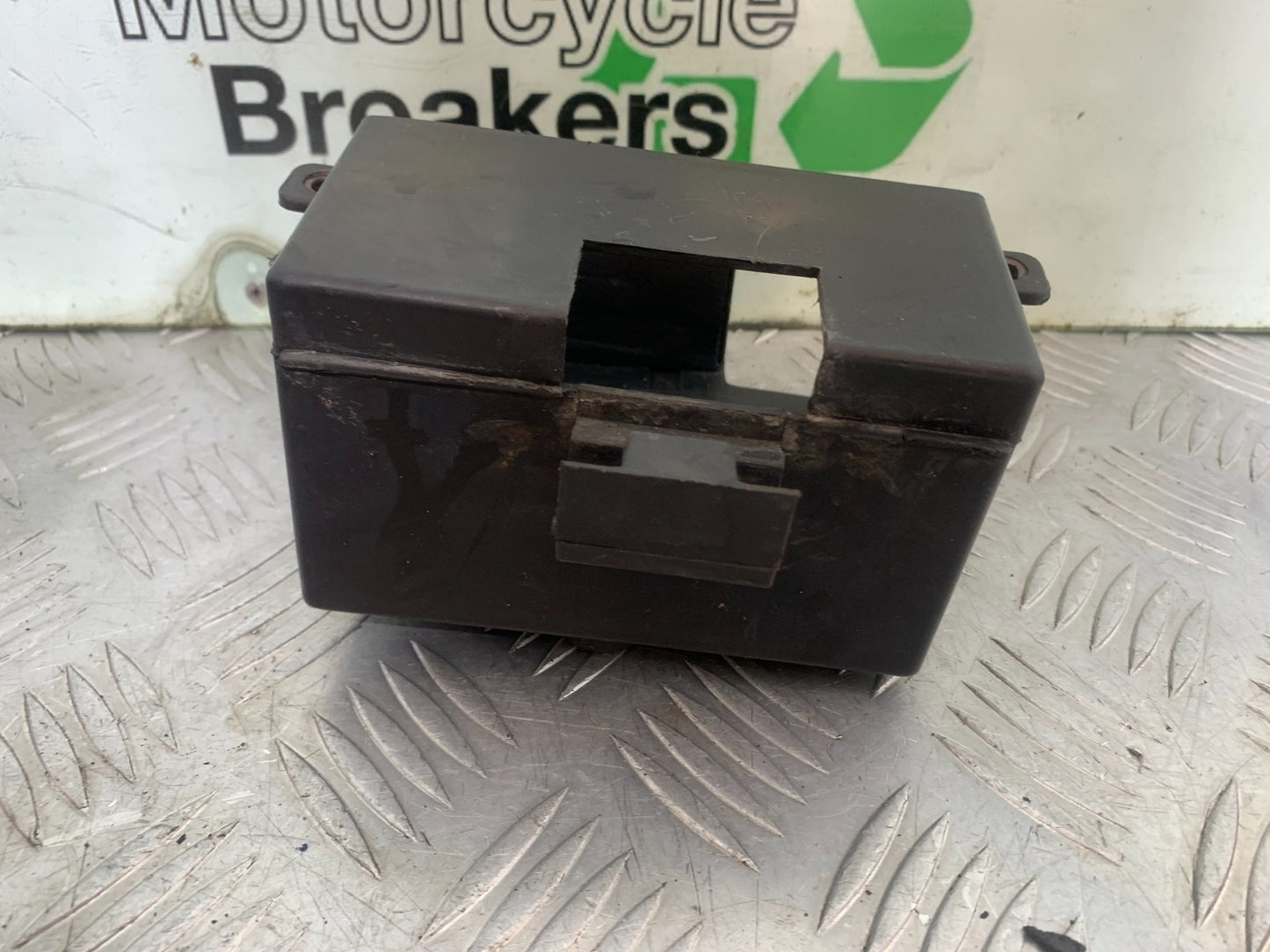 KYMCO CK1 125 BATTERY BOX TRAY YEAR 2014 - 2016 (CMB1181)