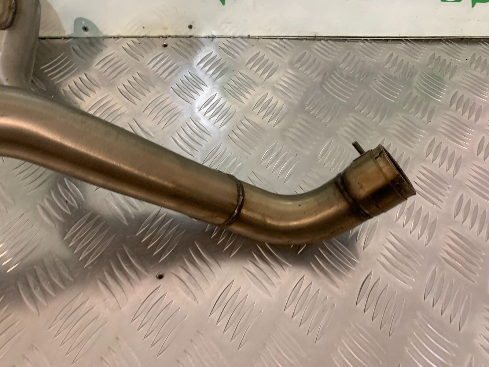 TRIUMPH SPEED TRIPLE R 1050 EXHAUST LINK PIPES  YEAR 2014 (STOCK 934)