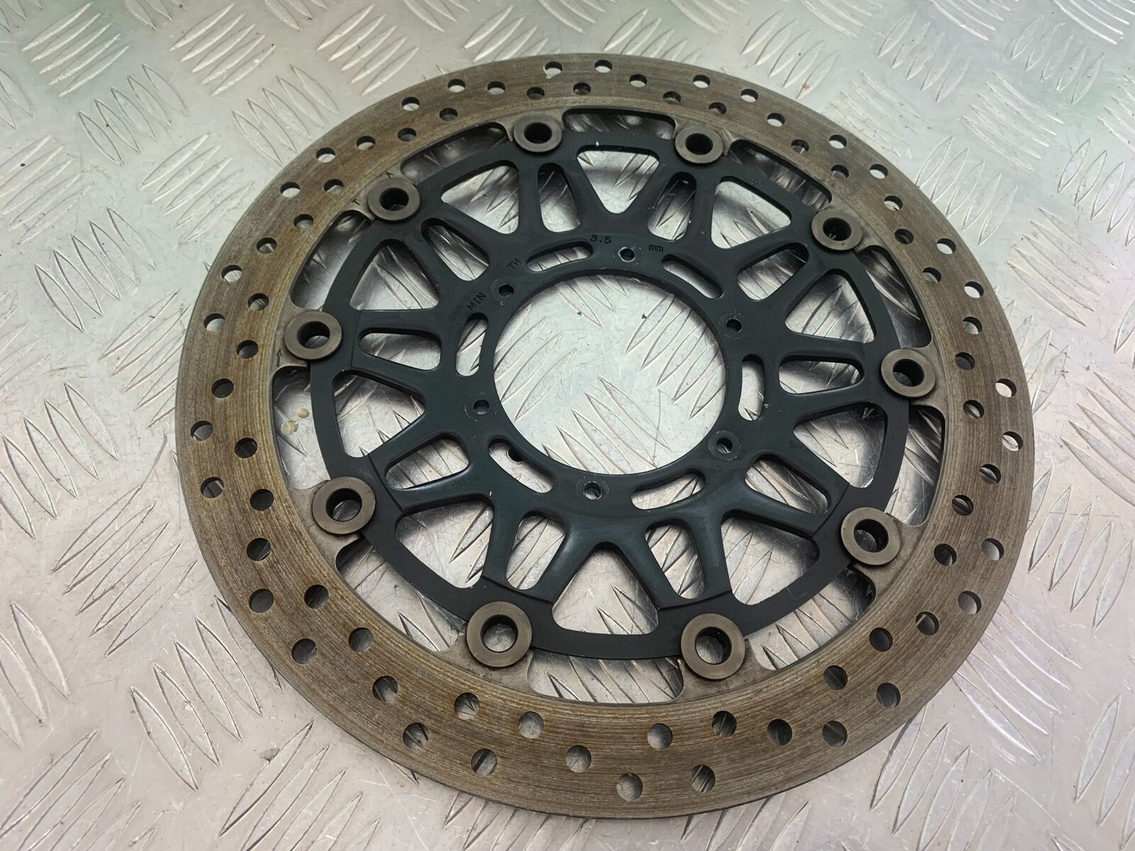 HONDA CBR 929 RRY FIREBLADE 1X FRONT BRAKE DISC YEAR 2000-01 (CMB1026)