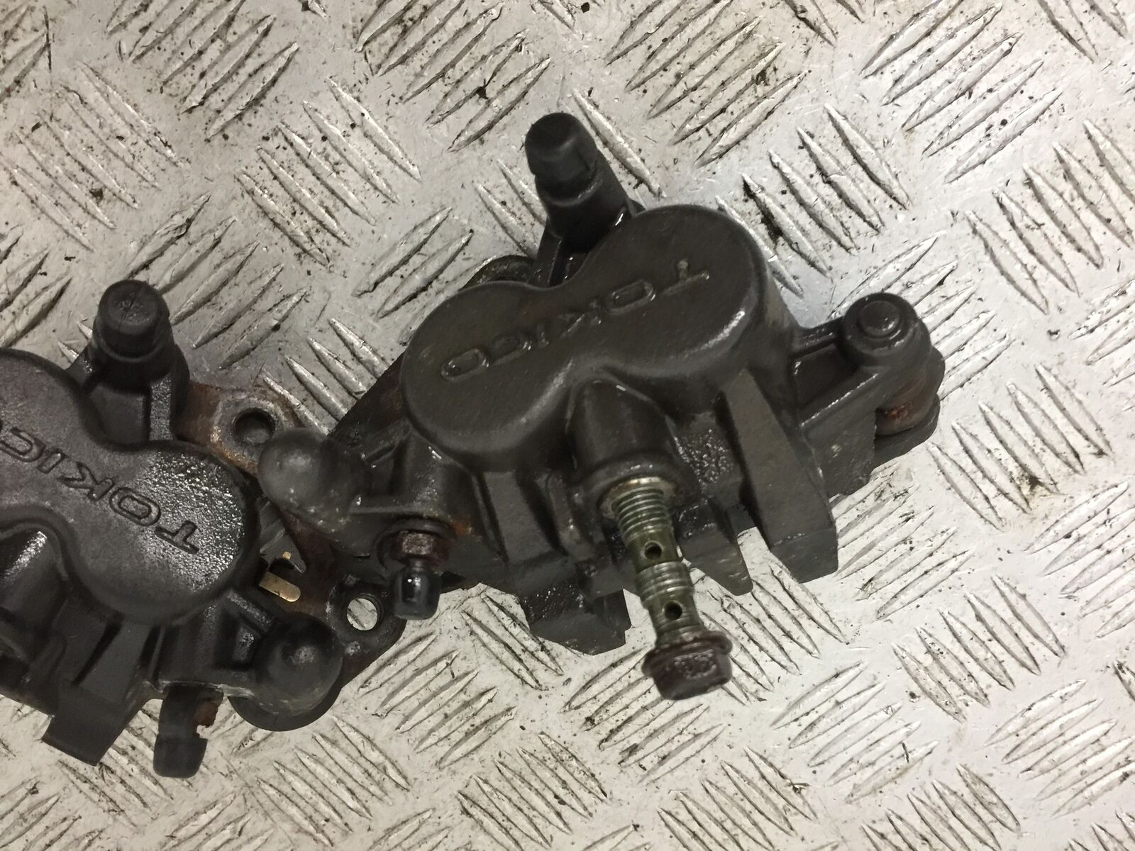 KAWASAKI ER6 F FRONT BRAKE CALIPERS  YEAR 2006-2008 (STOCK 873)