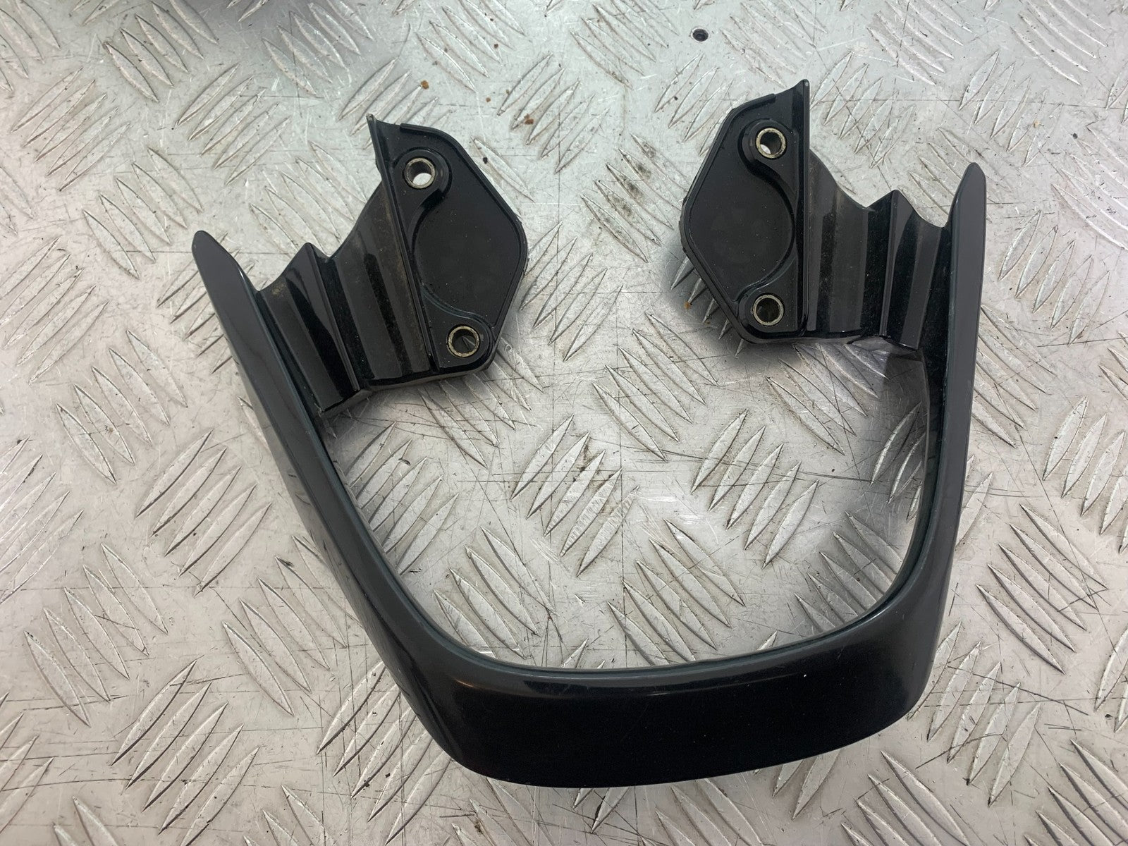 HONDA CBF125 CBF 125 GRAB RAIL   YEAR 2009-14  (CMB1172)